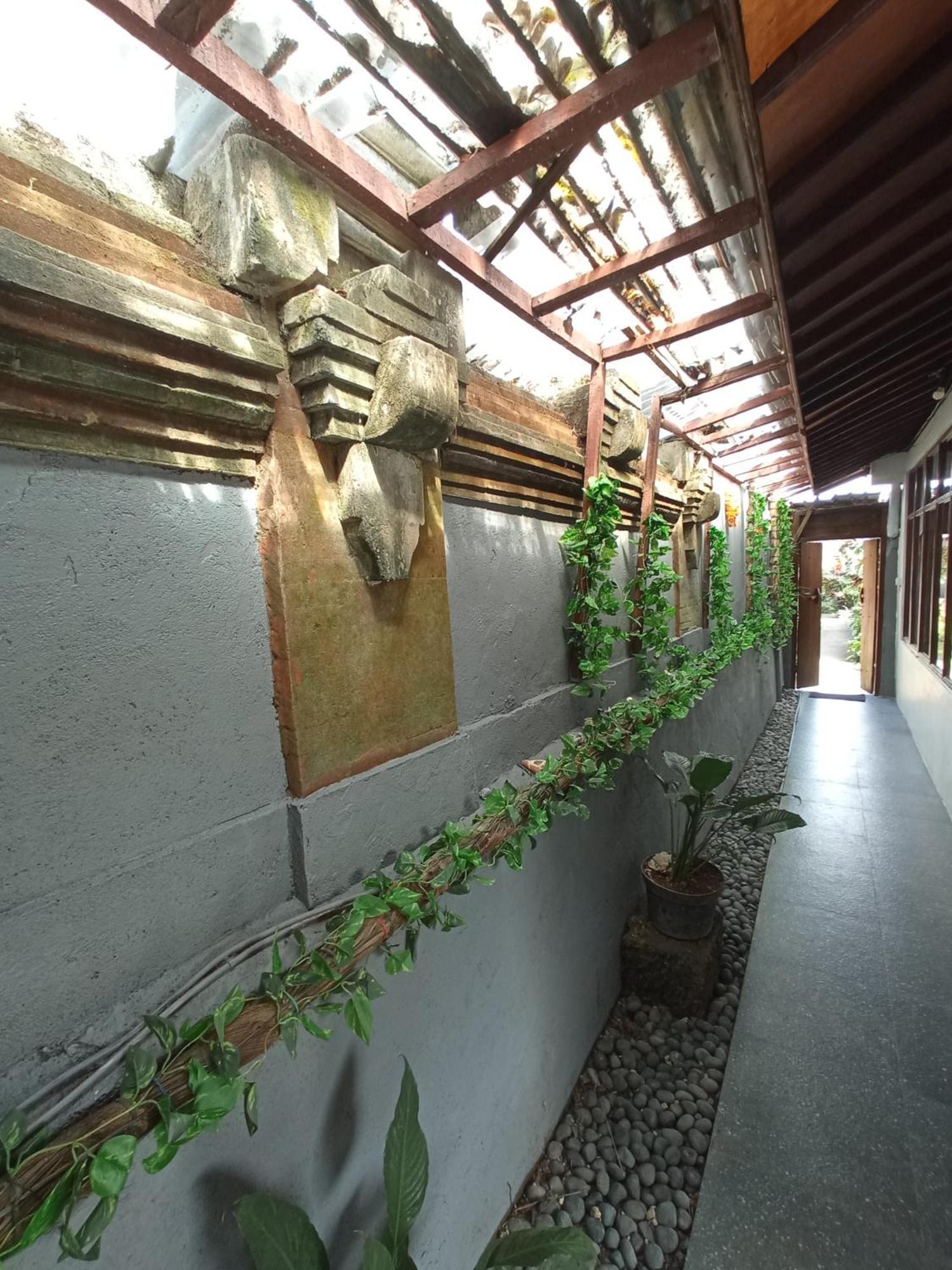 Kampoeng Joglo Abangan Ubud Exterior photo