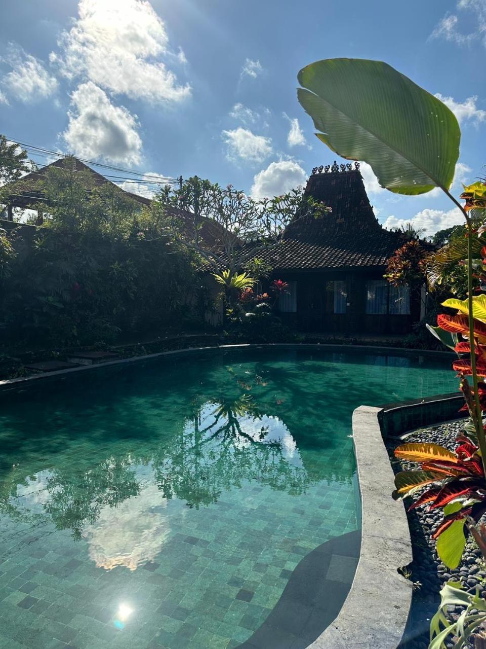 Kampoeng Joglo Abangan Ubud Exterior photo