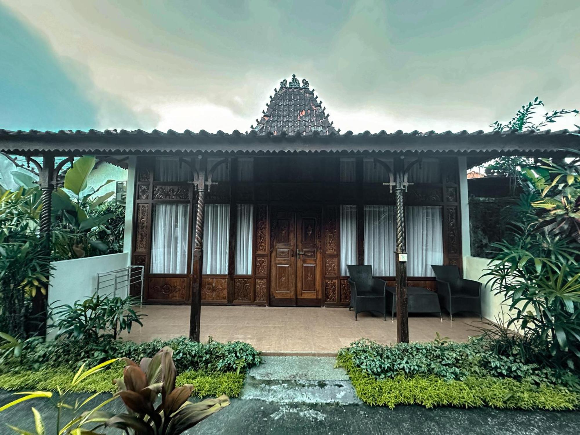Kampoeng Joglo Abangan Ubud Exterior photo